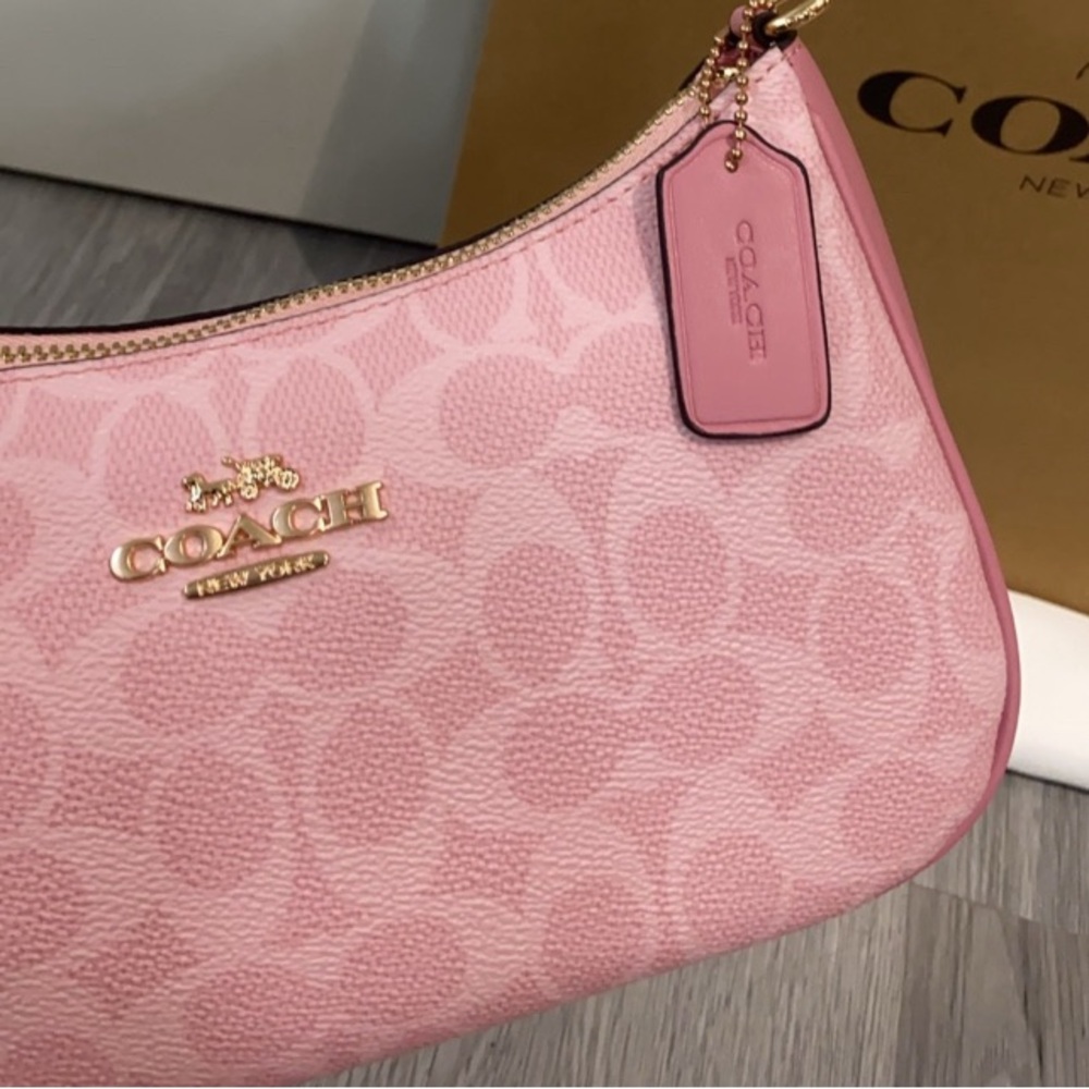 Coach Teri Shoulder Bag In Signature Canvas CA933 - Picture 5 of 9